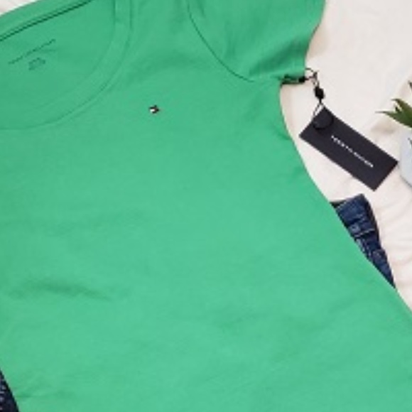 NWT TOMMY HILFIGER - Signature Flag Polo Shirt - Picture 2 of 2